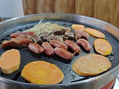 -小泥炉烤肉烧烤大排档