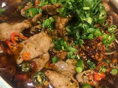 豆花牛肉-犇逸·乐山跷脚牛肉·四川现炒(览海店)