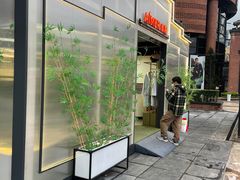 -爱慕(重庆两江奥莱砂之船店)