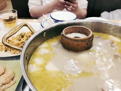 -朴小妹人参鸡汤火锅(长白山万达店)