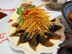-肥肥虾庄·金牌油焖大虾(汉口城市广场店)