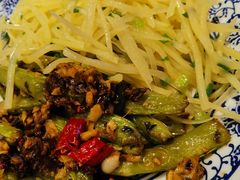 -杨三孃跷脚牛肉(中粮鸿云悦街店)