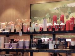 零售区-星巴克(广州百信广场东区店)