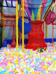 -蹦贝运动中心·蹦床·攀岩·闯关(龙岗店)