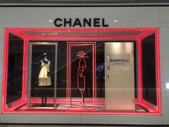 -CHANEL(恒隆广场店)