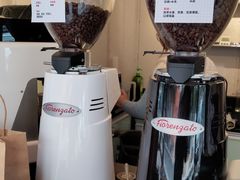 -happy coffee roastery