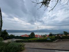 -昆明春城湖畔度假村