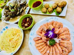 -小海豚•老字号海鲜餐厅(天涯店)