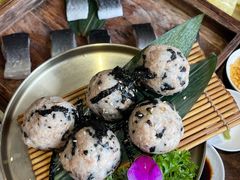 -围炉肉舍•炭烤活鳗•丹东海鲜烤肉(步行街店)