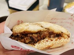 牛肉烧饼（多肉）-穆得·老周家牛肉烧饼(普利街店)