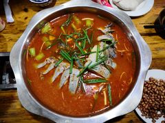 -苗家恒灵酸汤鱼-跳水牛肉连锁店(凯里总店)