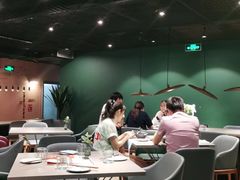 大堂-半山腰·云南菜(侨福芳草地店)
