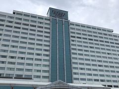 -曼谷湄南河畔华美达广场酒店