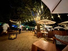 -三亚艾迪逊酒店·海滩烧烤 BARBACOA·现场乐队·浪漫晚餐·烧烤海鲜