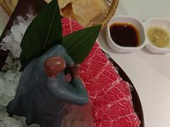-洪氏嗨捞·广东猪肚鸡·椰子鸡火锅(西咸万象城店)