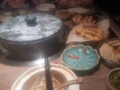 -蘑界·野生菌火锅(深业上城店)