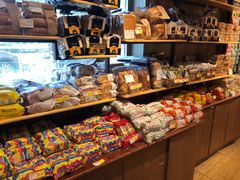 零售区-百年义利(北兴路店)