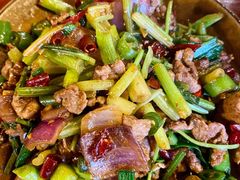 爆炒小黄牛-苗湘食府(十年店)