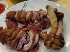 咸猪手-暨南大学（石牌校区）明湖楼