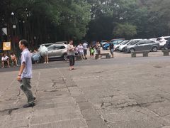 -峨眉山报国寺
