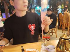 -拾光音乐餐酒吧(告庄星光夜市店)