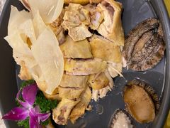 花胶鸡-八珍玉食鸡煲·打边炉(印象城店)