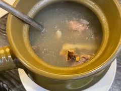 五指毛桃煲龙骨-美极鲜食坊(宝安南路店)
