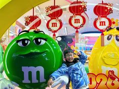-m豆巧克力世界(上海世茂广场店)