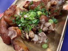 -何师烧烤Pro ·江湖川菜·小龙虾·精酿(太古里旗舰店)