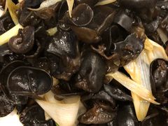 葱烧木耳-百瑞谷饭庄