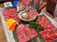 -炼火烤肉店