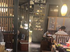 -湊湊火锅·茶憩(上海合生汇店)