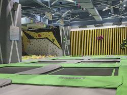 -反弹蹦床公园·亲子乐园·团建·派对(尚品奥莱店)