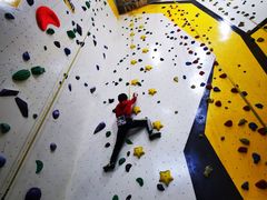 -问山MountQuest攀岩馆