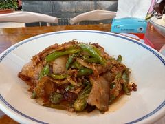 -老鼎万春卤菜(五代传承创始老店)
