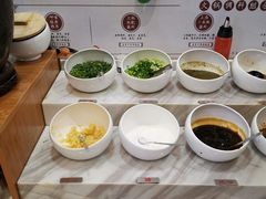 自助调料区-呷哺呷哺(哈尔滨红博购物广场店)