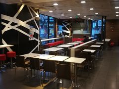 用餐区-麦当劳(田林好又多店)