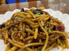 鱼香肉丝-椒香川流不息川菜馆(二七北路店)