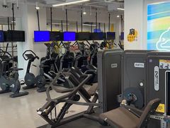 -发条鸭无人健身房(浦东北艾路店)
