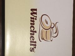 -Winchell's Donuts House