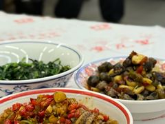 -堂瓦里·33年传统赣菜(第一街区店)