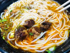 -花溪巷牛肉粉(泉城路店)