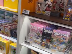 -泡泡玛特POPMART(柏威年购物中心店)