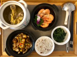 -拾玥国际月子会所(凯宾斯基店)