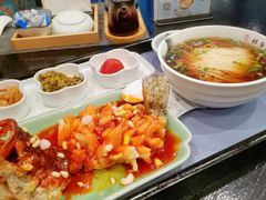 松鼠桂鱼面-苏面坊(苏州托尼洛·兰博基尼书苑酒店)