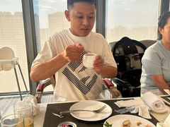 -克丽司汀酒店-日光阁餐厅