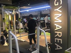 -Liking Fit24小时智能健身(金汇路韩国街店)