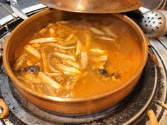 -阿山卓·野生菌火锅·纳西火塘烤肉