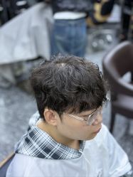 -藤野造型专业烫染接发