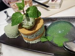 -港丽餐厅(高德置地店)